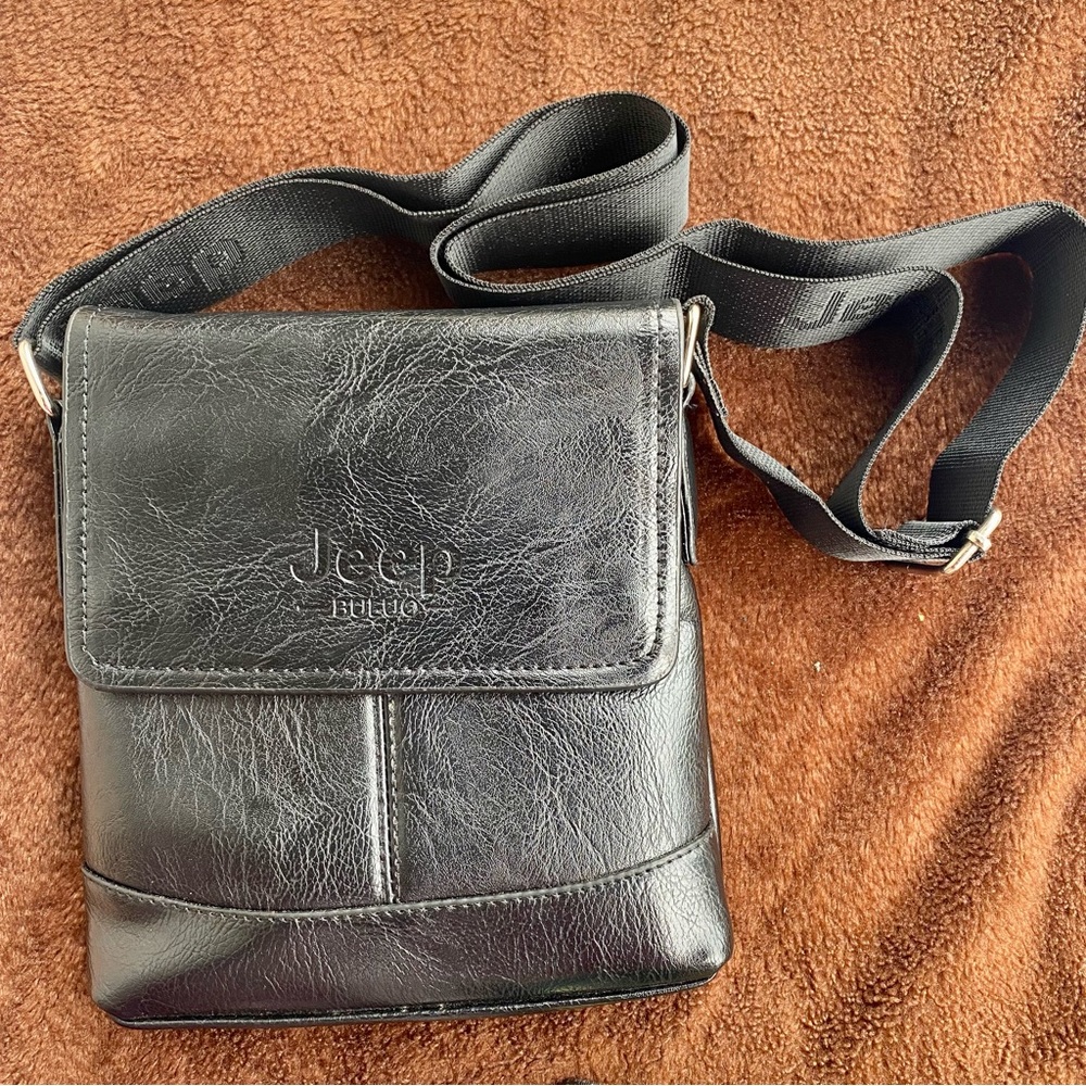 Sling bag for Men - Picture 3 of 17